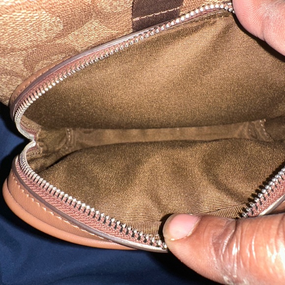 Coach Pace Backpack w/free accessories 🎉 - Picture 8 of 8